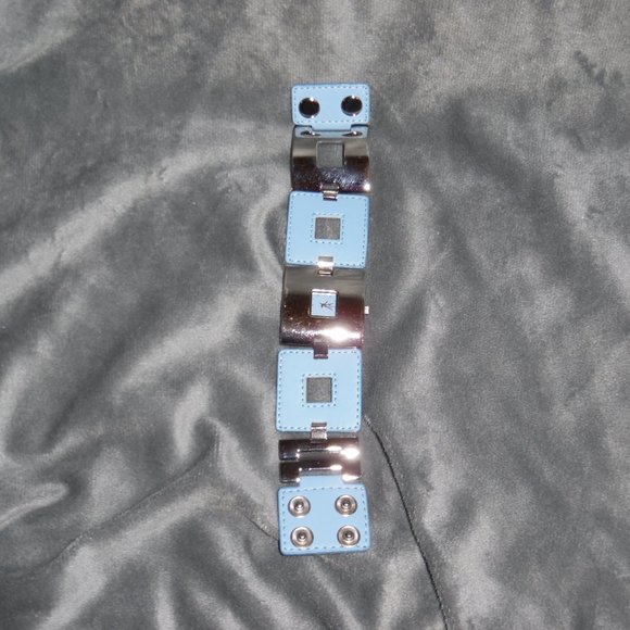 Louis Arden Squared Watch - Picture 4 of 6